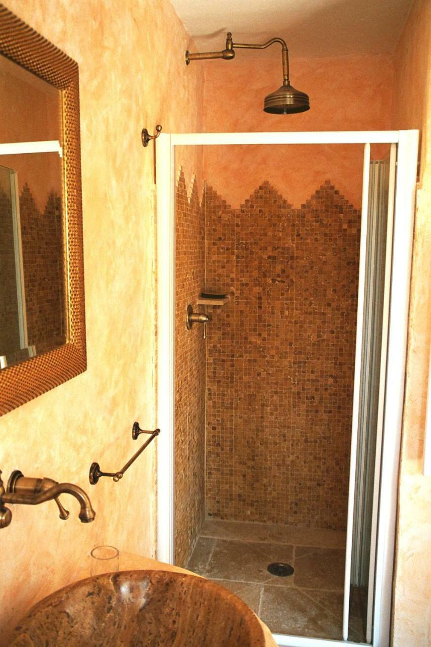 Porta D'Oriente Suite 빌라노바 디 오스투니 외부 사진